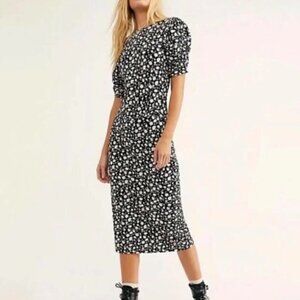 Free people black floral short sleeve open back midi dress